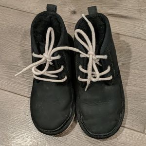 Child size 13 UGG boots